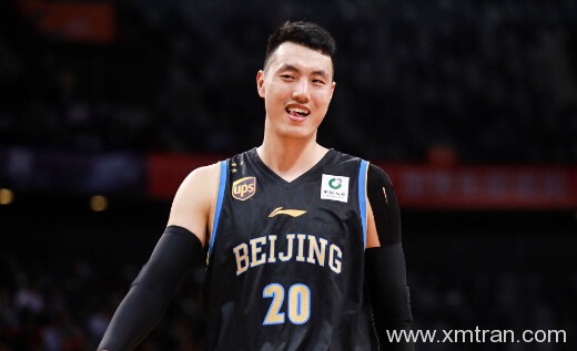 中國男籃里面誰會其他語種，其中占比是多少？